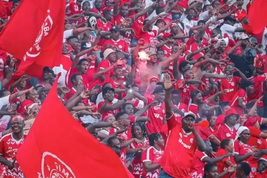 Timu ya Kwanza Kuchukua Ubingwa wa Ligi Kuu Tanzania